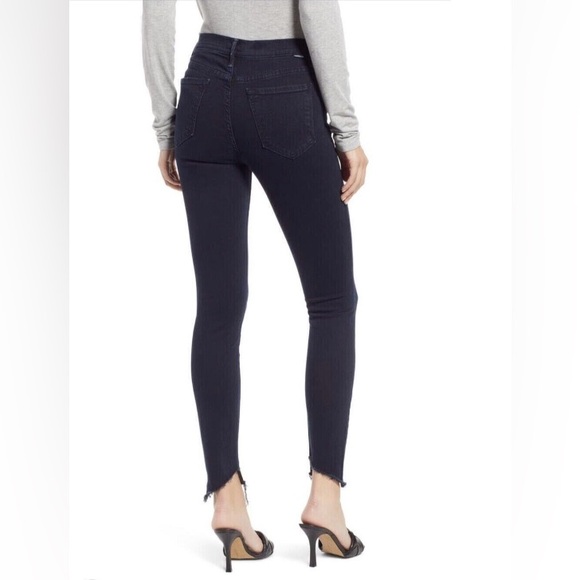 Mother Denim The Stunner Zip Two Step Fray in Holding Hands Skinny Jeans 26 2 - Picture 3 of 14